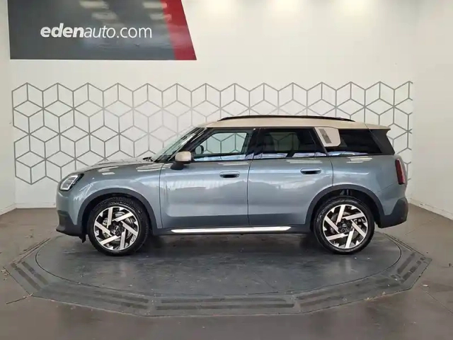 Mini Countryman 170 ch dkg7 c — photo 2