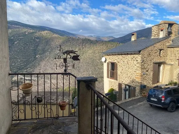 Maison de charme avec vue imprenable sur la montagne