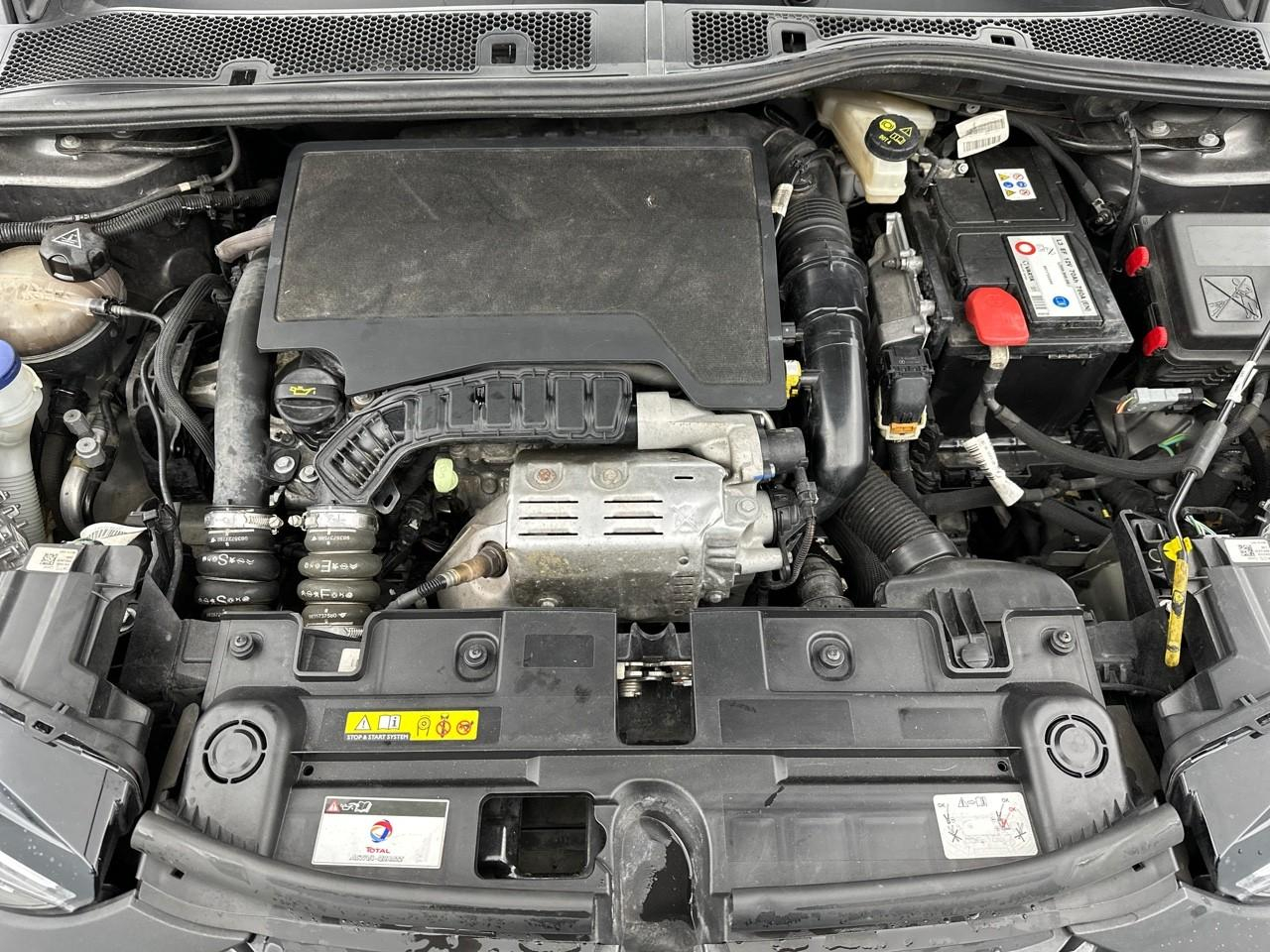 Ds Ds 3 crossback puretech 130 eat8 performance line+ — photo 15