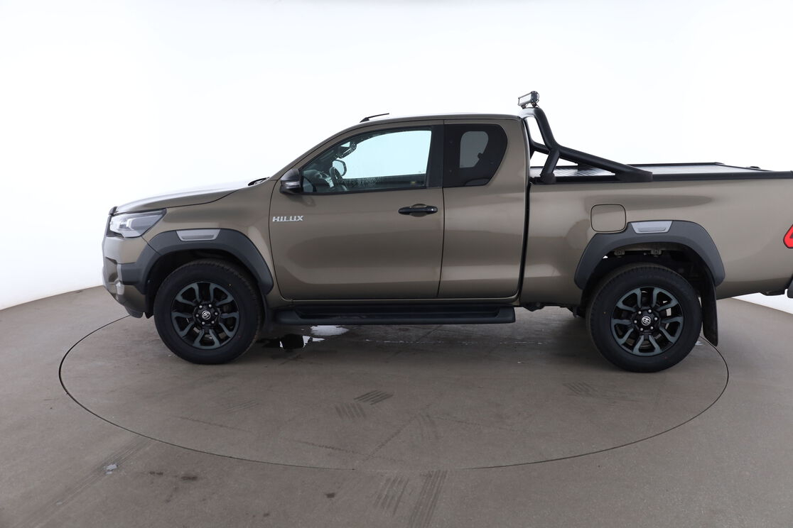 Toyota Hilux 4WD 2.4 D-4D X-Tra Cabine Invincible — photo 2