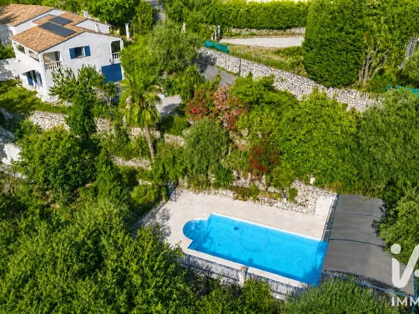 Maison 9 pièces 200 m²