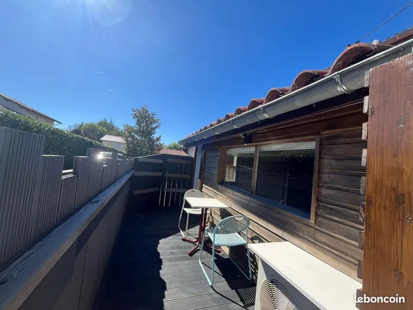 Studio 1 pièce 20 m²