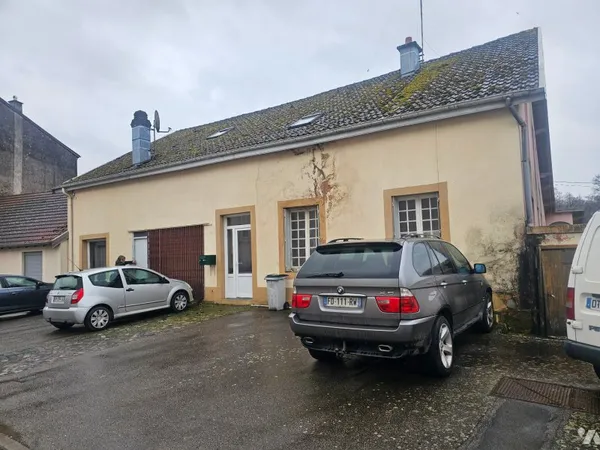 Immeuble 300 m²