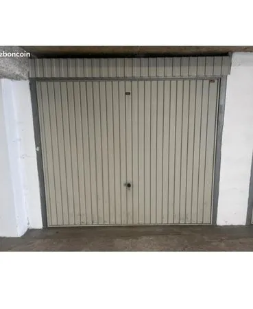 Garage idéal moto ou petite voiture