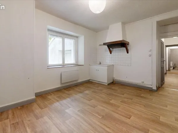 Appartement 2 pièces 64 m²