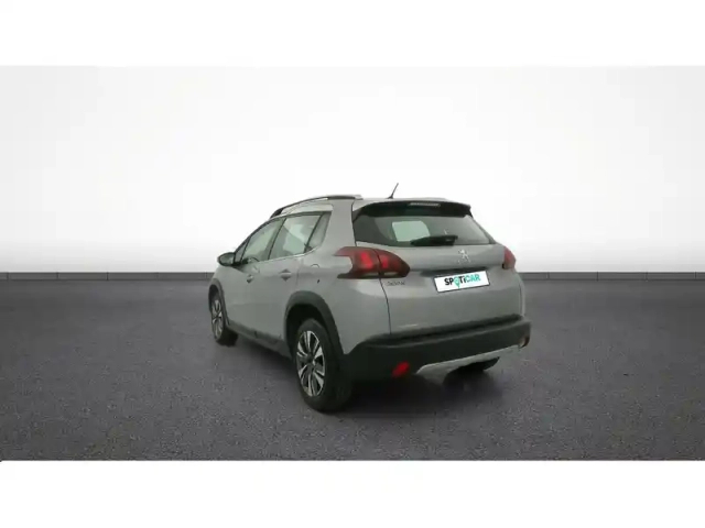 Peugeot 2008 1.2 puretech 110ch s&amp;s eat6 — photo 6