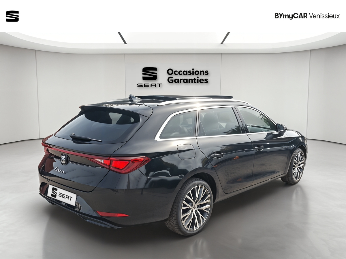 Seat Leon Sportstourer 2.0 TDI 150 DSG7 — photo 5