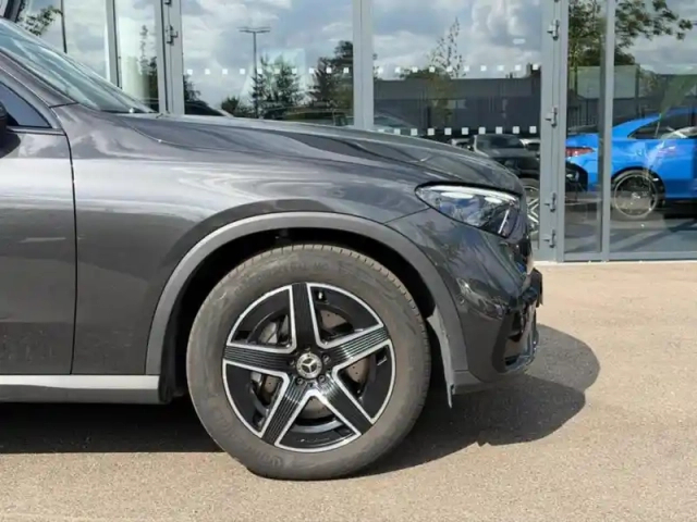 Mercedes Glc 220 d 4matic amg line — photo 29