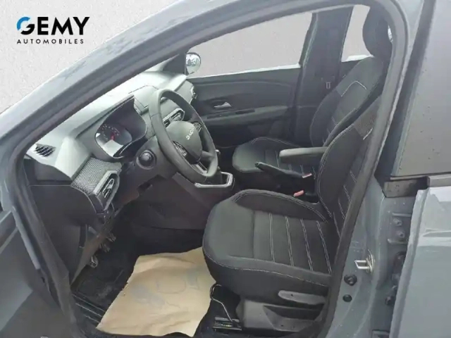 Dacia Sandero eco-g 100 — photo 9