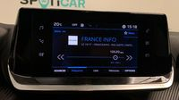 Peugeot 2008 1.2 PureTech 100ch S&S Style — photo 28