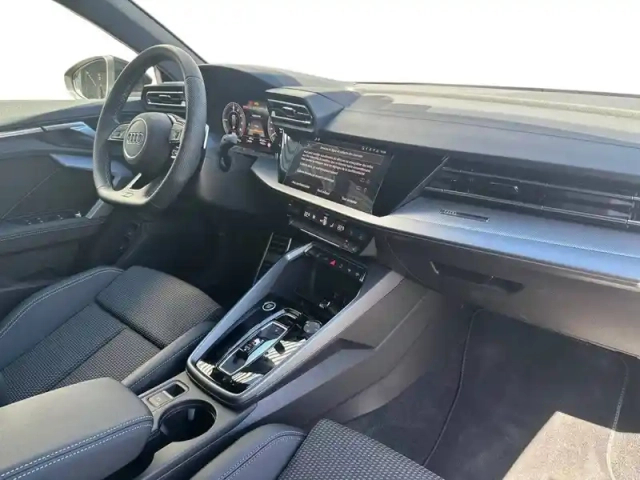 Audi A3 allstreet 40 tfsi e hybride rechargeable 204 s tronic 6 — photo 82