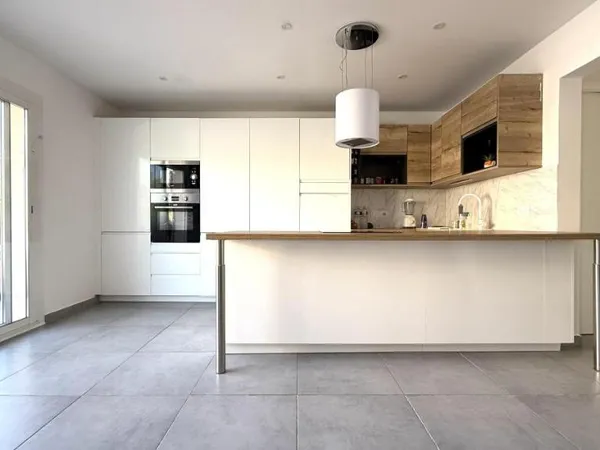 Appartement 3 pièces 79 m²