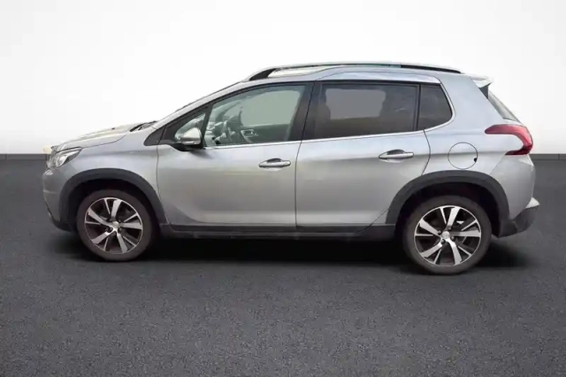 Peugeot 2008 bluehdi 120ch s&amp;s eat6 — photo 3