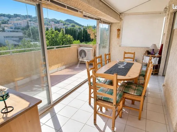 Studio 3 pièces 70 m²
