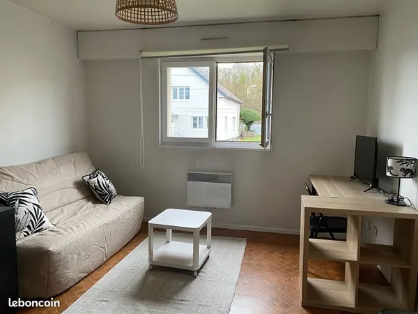 Studio 1 pièce 25 m²