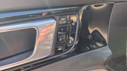 Porsche Panamera 3.0 330  AWD PDK8 - Executive – 2017 – 101950 km – Essence – Boîte Automatique — photo 1