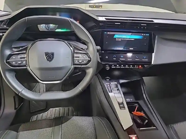 Peugeot 308 sw phev 180 e-eat8 — photo 28