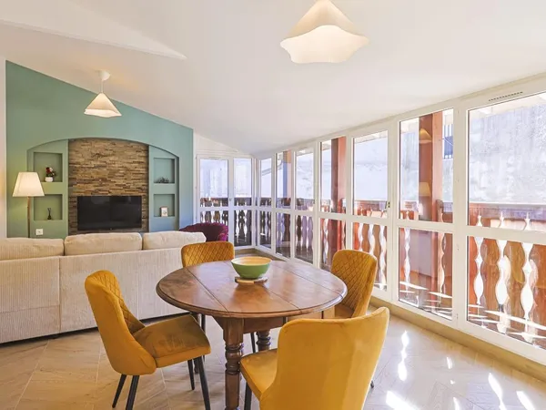 11 rue des Orfèvres à VIENNE -- Appartement T2 de 51 m² au coeur du centre historique de Vienne