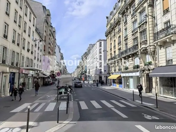 Local commercial 662 m²