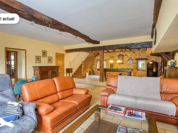 Maison 8 pièces 203 m²