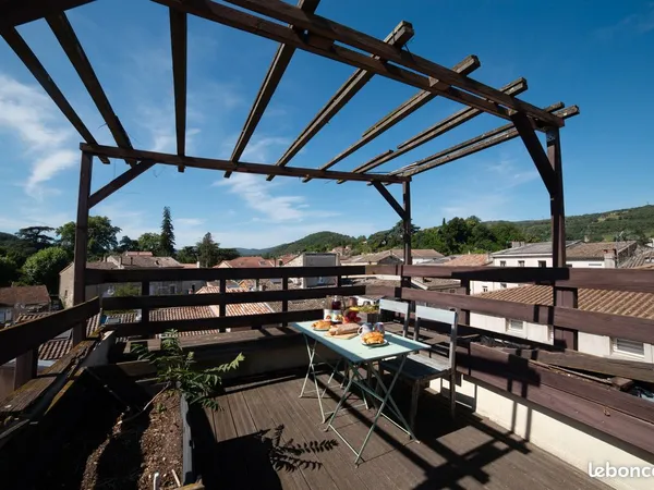 Appartement de charme - 120m2 - terrasse - à 10 km de Valence au vert