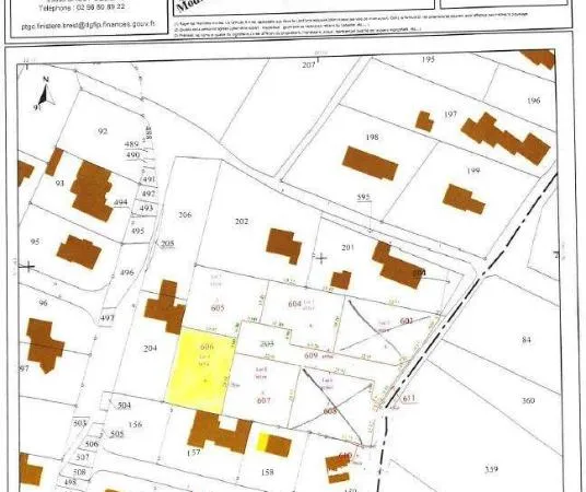 Terrain 547 m²