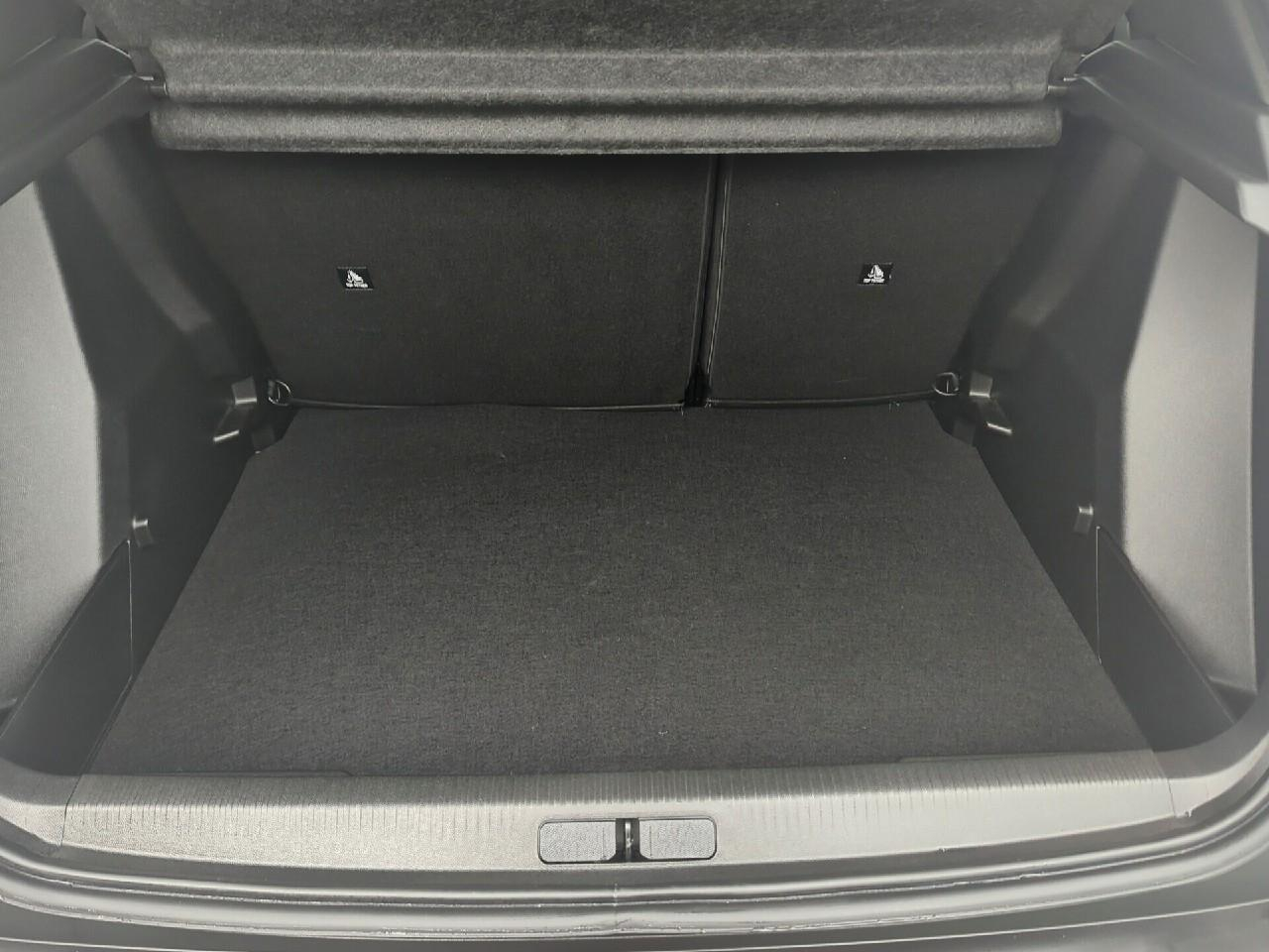 Peugeot 2008 hybrid 145 ch e-dcs6 allure — photo 6