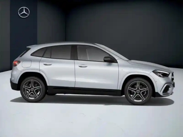 Mercedes Gla 250 e hybrid eq amg line — photo 18