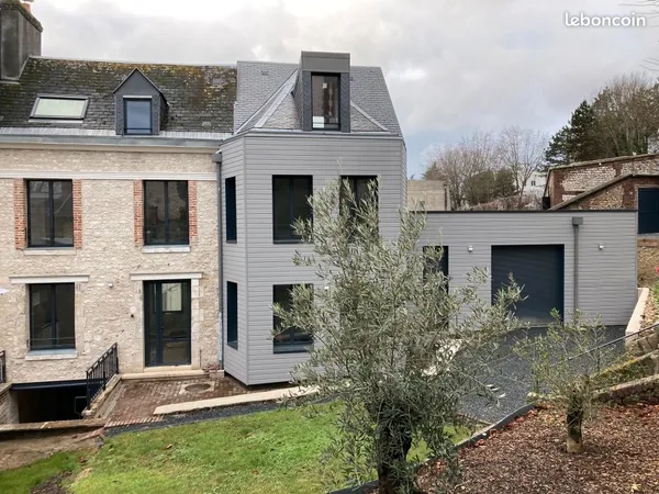 Maison 7 pièces 180 m2 avec Jardin 800 m2