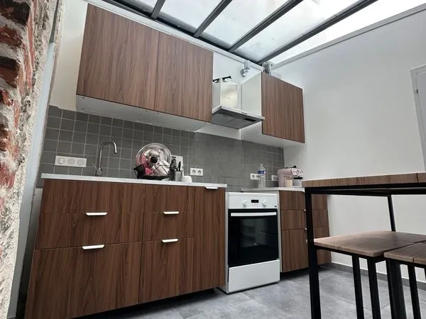 Maison de bourg a etage 2 chambres jardin et garage non attenant libre au 1 er decembre 2026