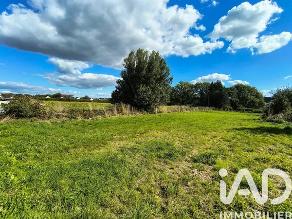 Terrain 858 m²