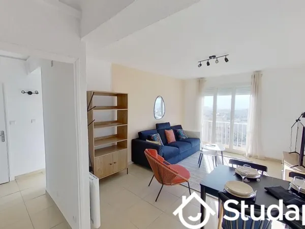 Chambre dans une colocation de 11m2