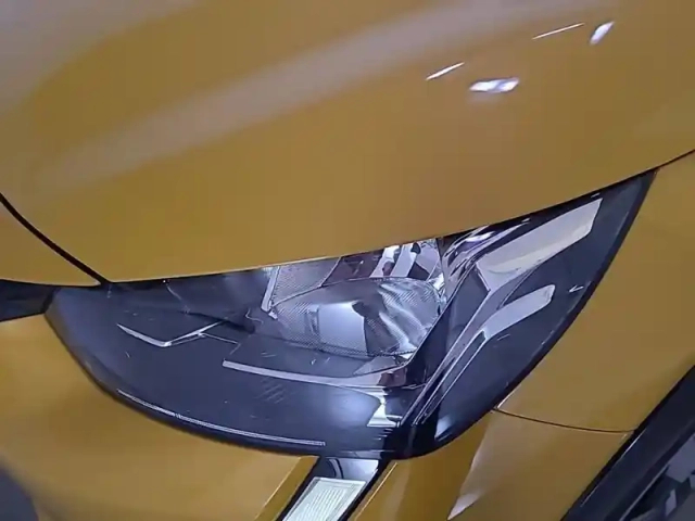 Peugeot 208 electrique 50 kwh 136ch — photo 36