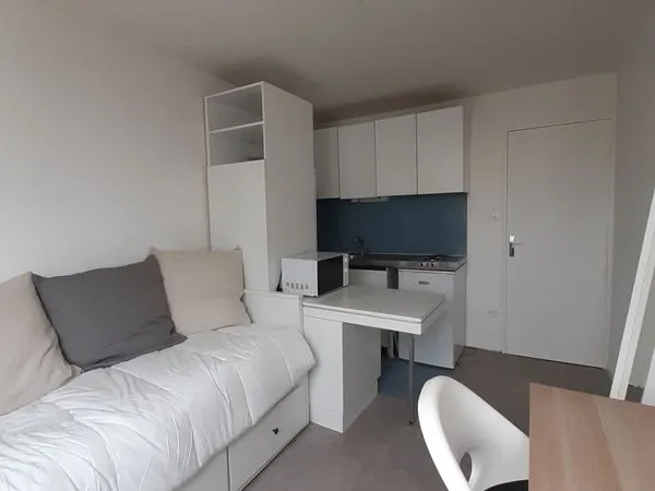 Studio meublé 15 m² - 5e étage - Quartier Toison d'Or / La Vapeur - Résidence sécurisée