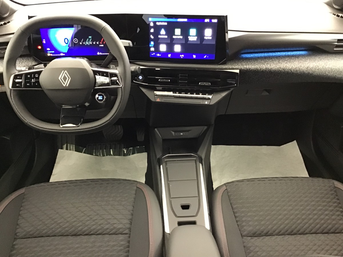 Renault Clio 6 — photo 11