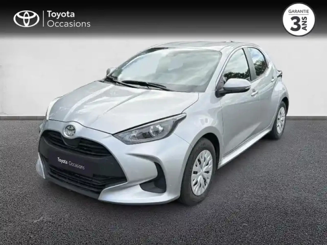 Toyota Yaris 120 vvt-i dynamic business 5p mc24