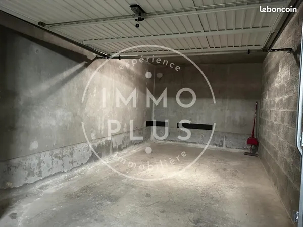 Garage/box 14 m² Annecy Le Vieux