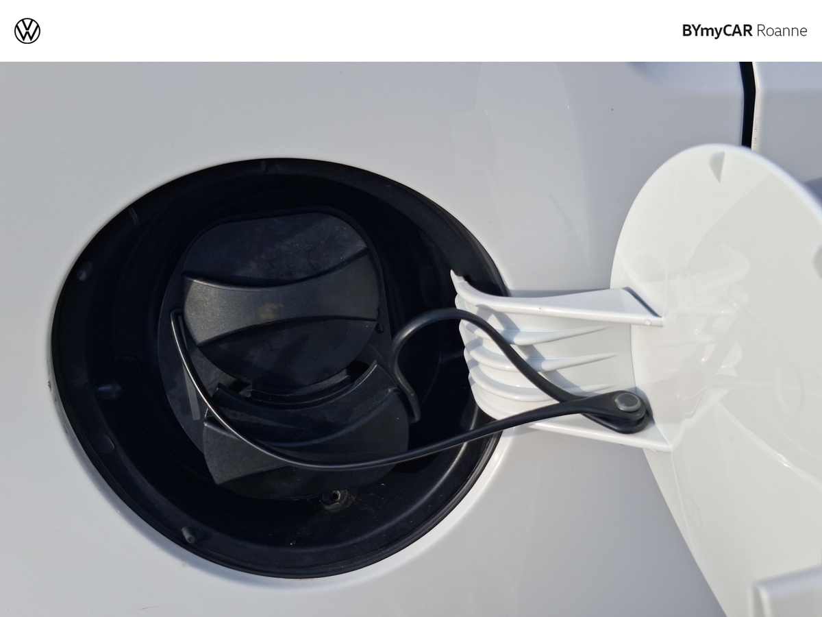 Volkswagen e-UP Electrique — photo 26