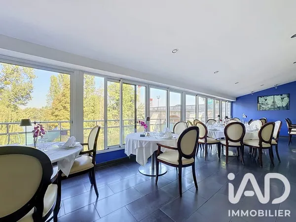 Fonds de commerce 1 pièce 971 m²