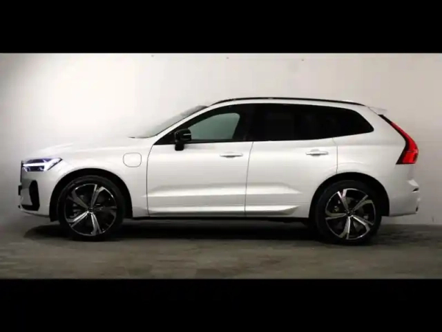 Volvo Xc60 t6 awd 253 + 145ch plus style dark geartronic — photo 3