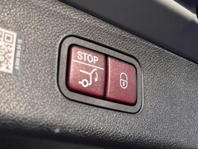 Mercedes Classe E break 300 hybrid eq amg line — photo 20