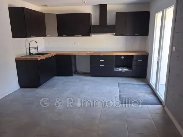 Maison 3 pièces 80 m²