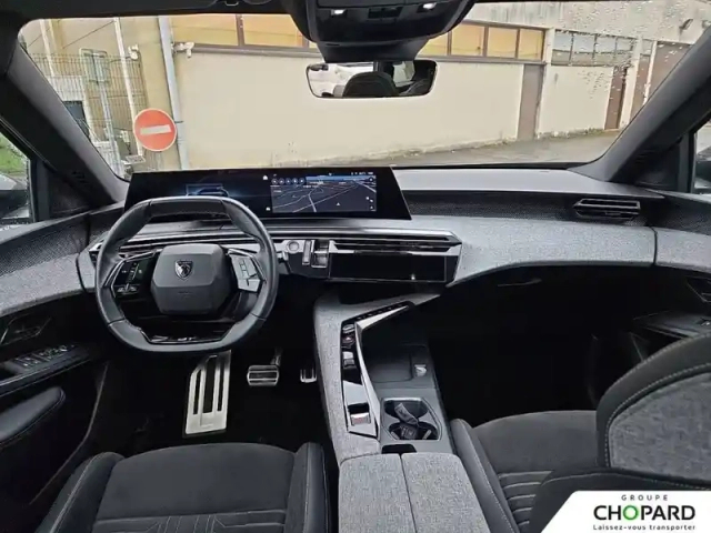 Peugeot 5008 hybrid 136 e-dcs6 — photo 12