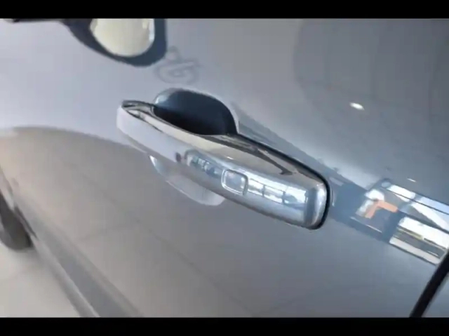 Volvo Xc60 t6 hybride rechargeable 253 + 145ch plus style dark geartronic 8 awd — photo 13