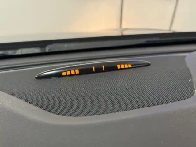 Mercedes Gla 180 intuition — photo 3