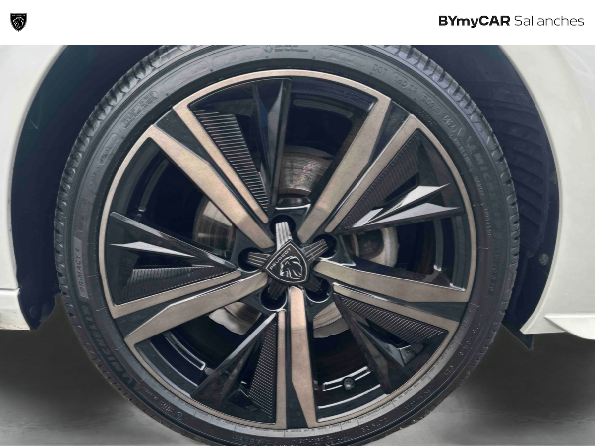 Peugeot 308 PureTech 130ch S&amp;S EAT8 — photo 17