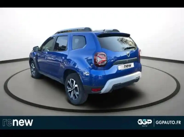 Dacia Duster 1.5 blue dci 115ch prestige + 4x2 — photo 4