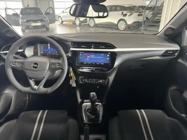 Opel Corsa 1.2 turbo 100ch gs — photo 13