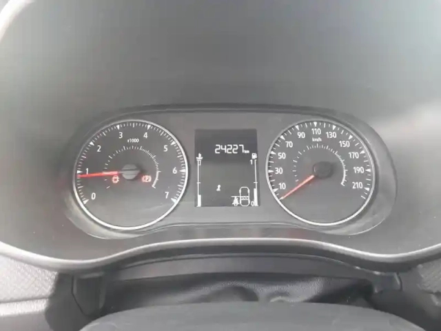Dacia Sandero sce 65 — photo 17