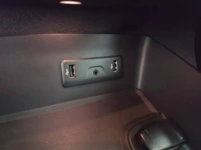 Renault Kadjar blue dci 115 edc — photo 41
